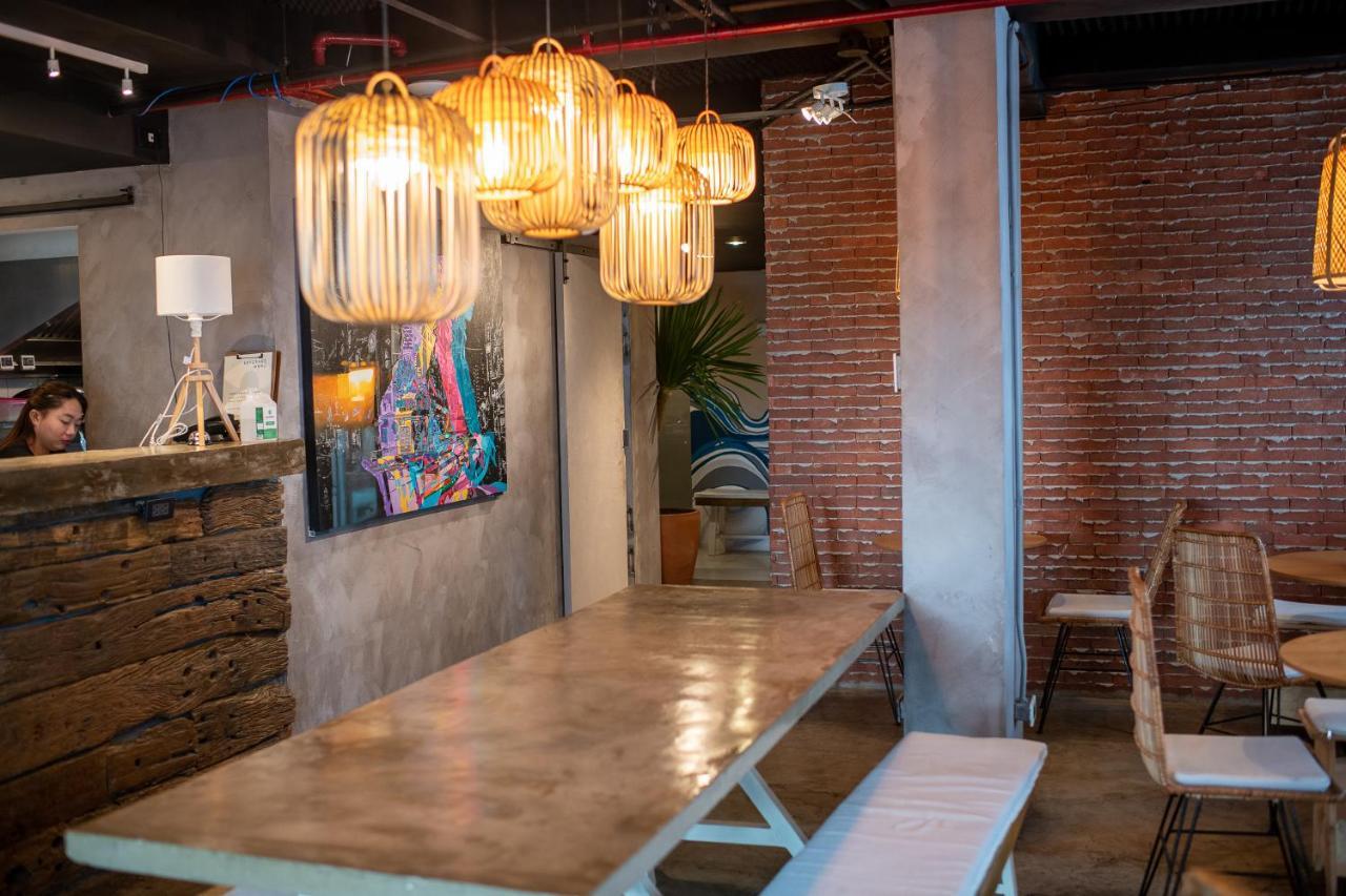 Abraham Manila - Located In Central Makati (Adults Only) ماكاتي المظهر الخارجي الصورة