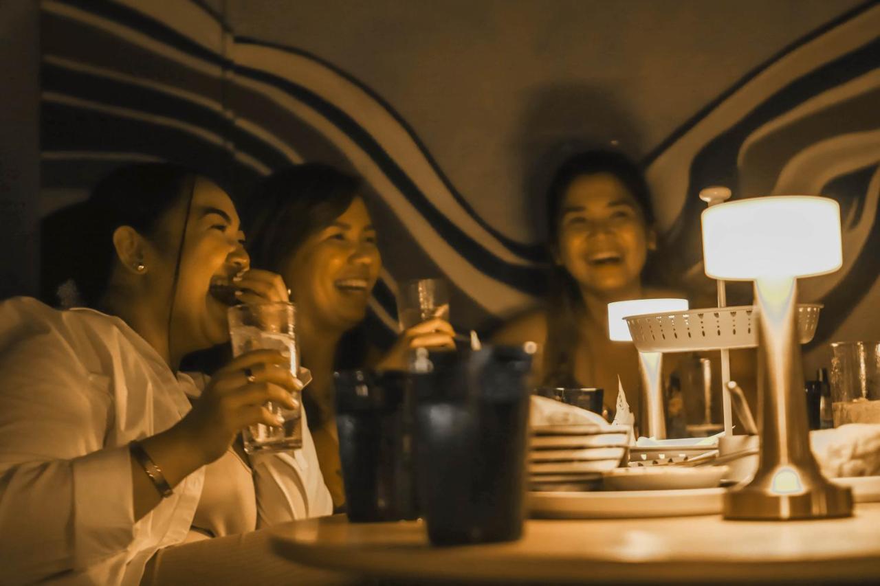 Abraham Manila - Located In Central Makati (Adults Only) ماكاتي المظهر الخارجي الصورة