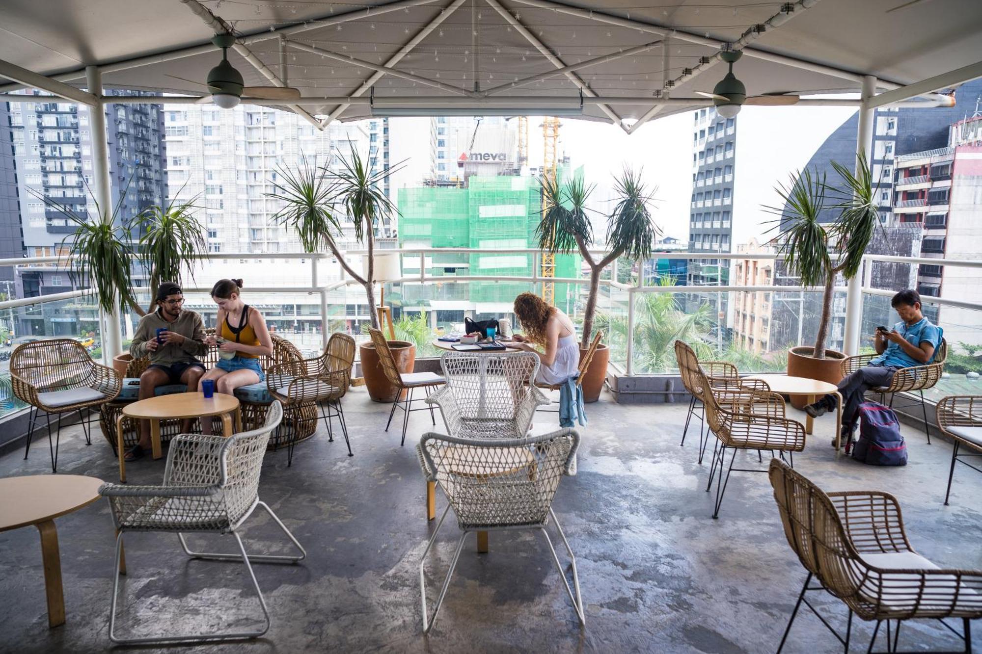 Abraham Manila - Located In Central Makati (Adults Only) ماكاتي المظهر الخارجي الصورة