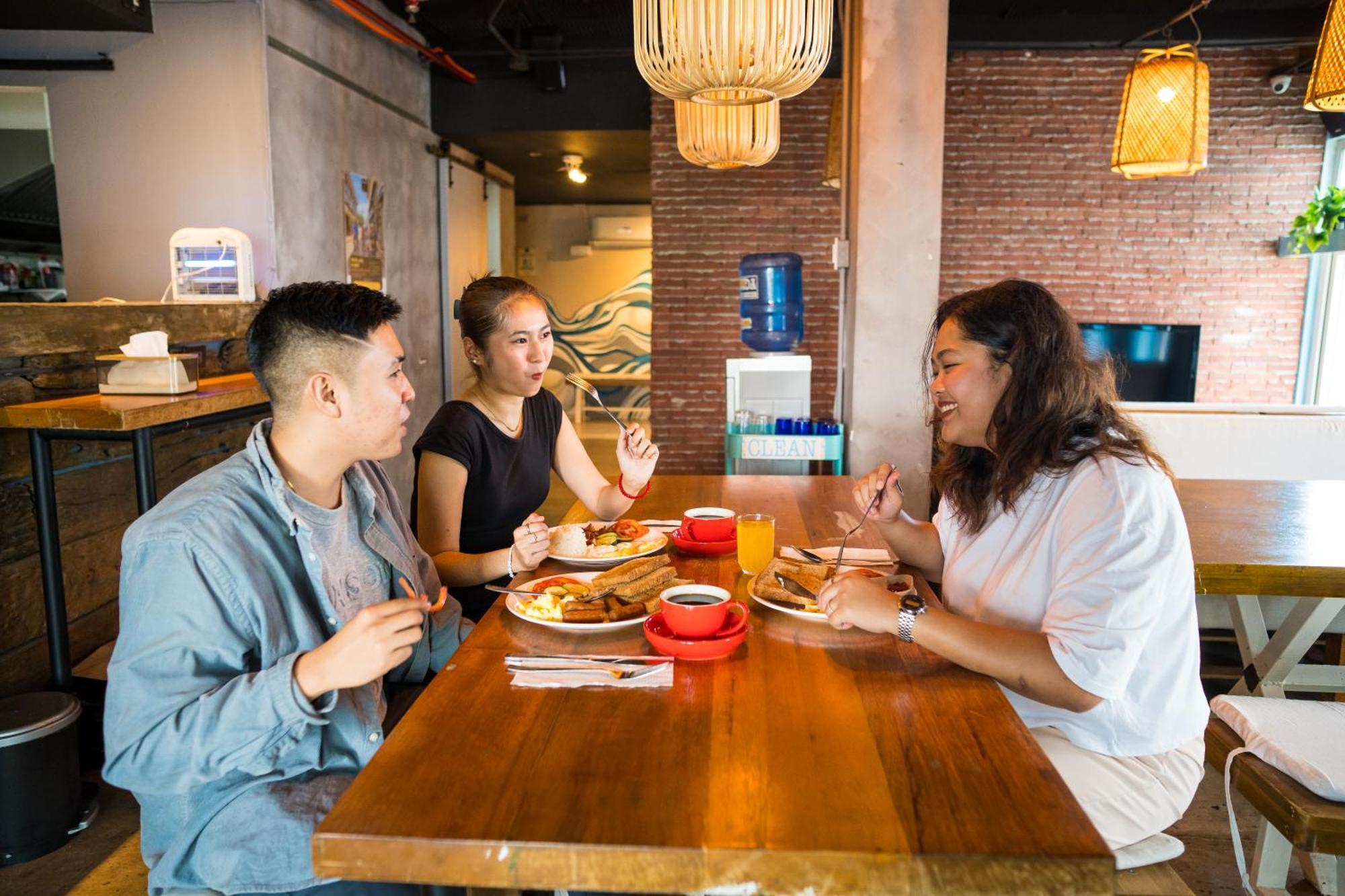 Abraham Manila - Located In Central Makati (Adults Only) ماكاتي المظهر الخارجي الصورة